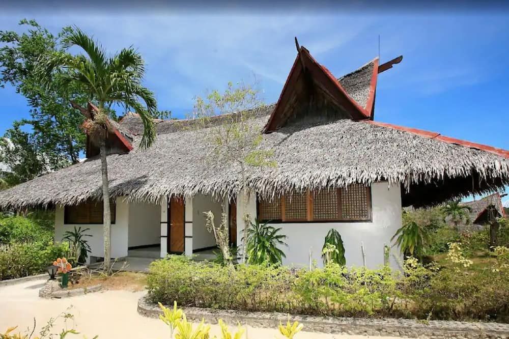 Pemandangan luar