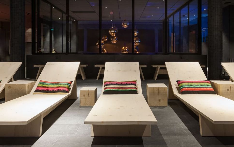 Balai Menunggu Gambar