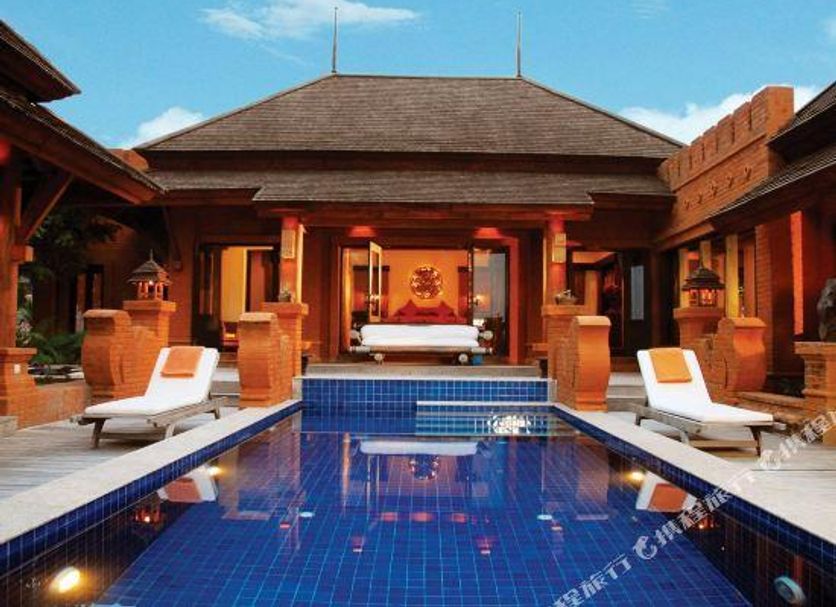 Kolam renang Gambar