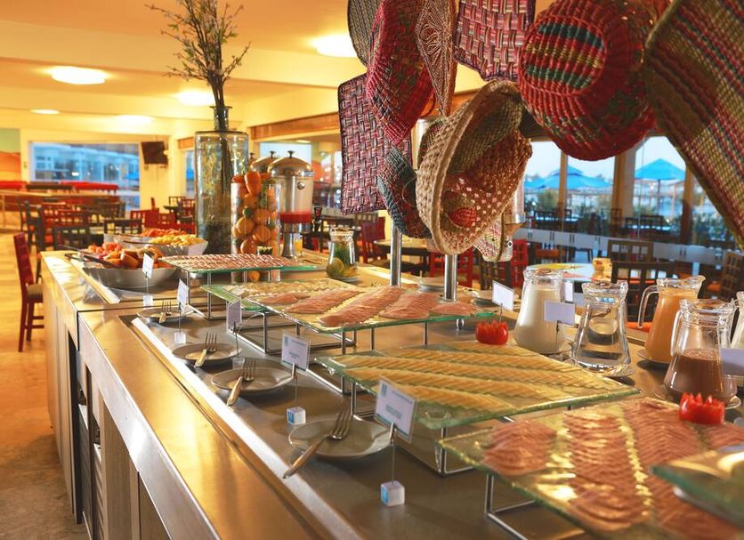 Buffet Gambar