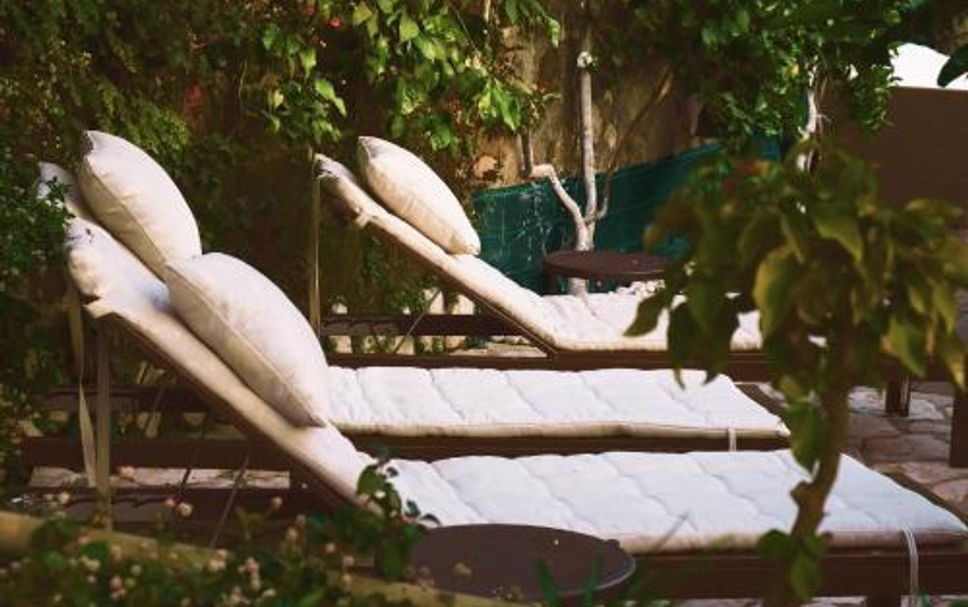 Patio Gambar