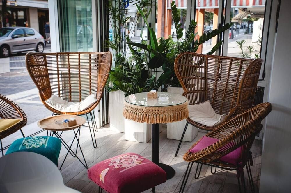 Patio Gambar
