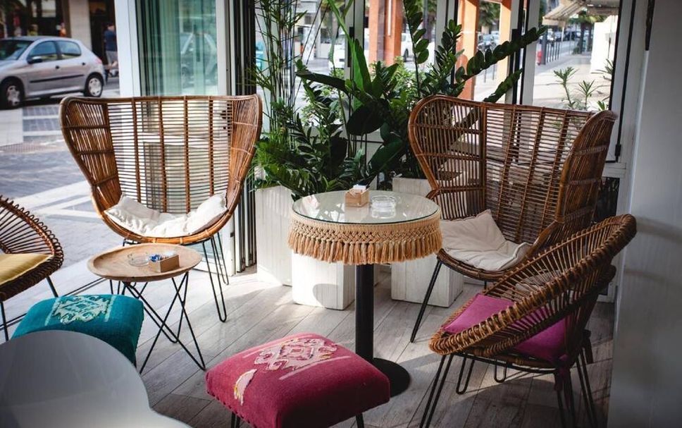 Patio Gambar