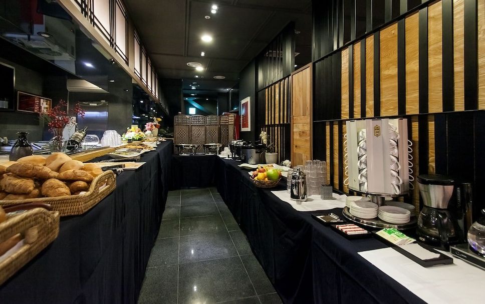 Buffet Gambar