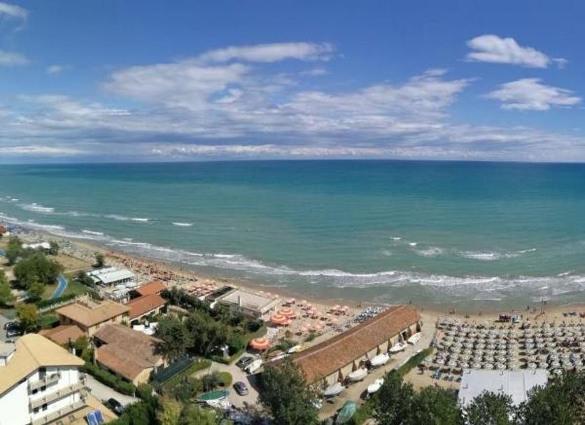 Pantai Gambar