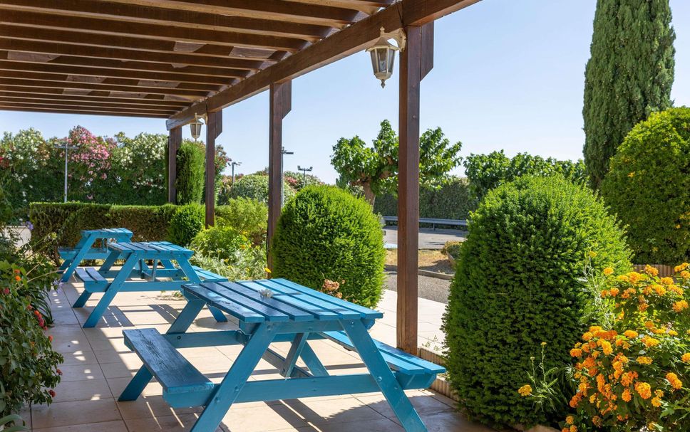Patio Gambar