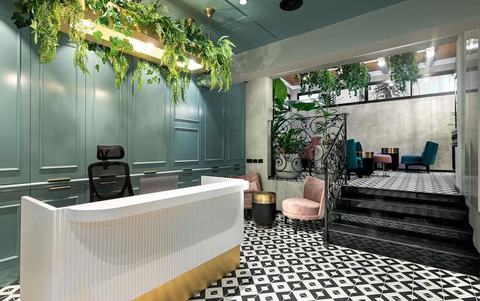 Meja Penyambut Tetamu Gambar