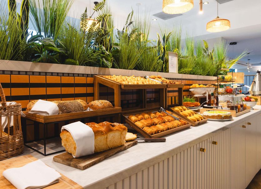 Buffet Gambar