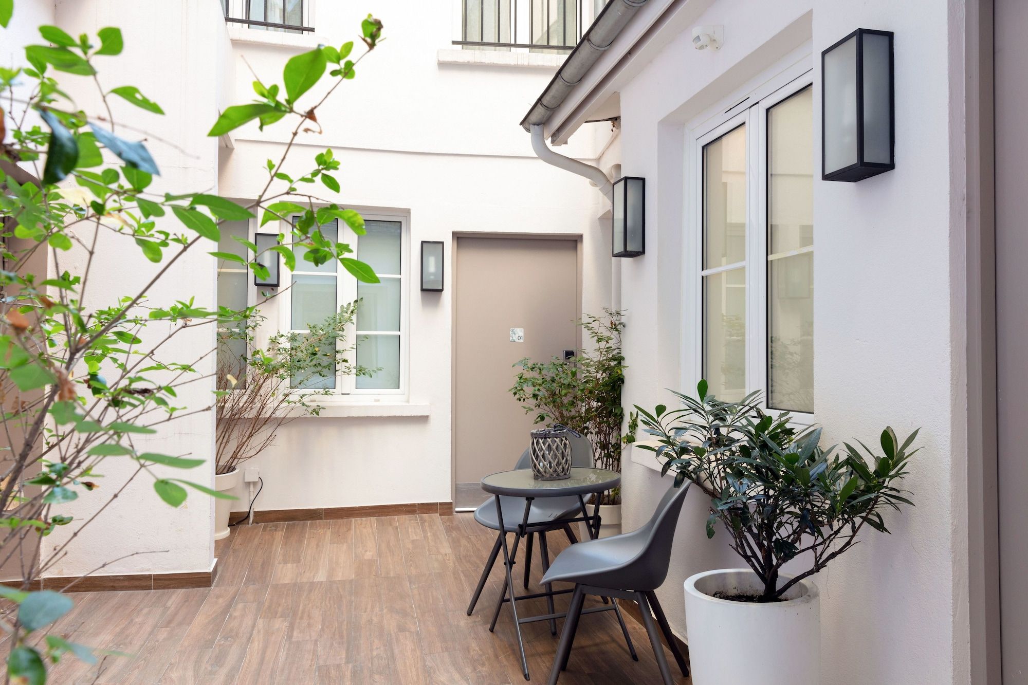 Patio Gambar