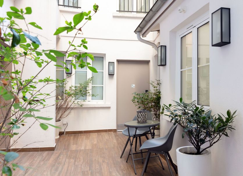 Patio Gambar