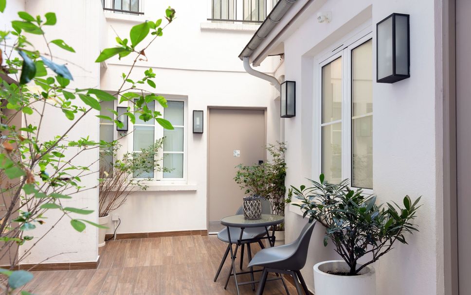 Patio Gambar