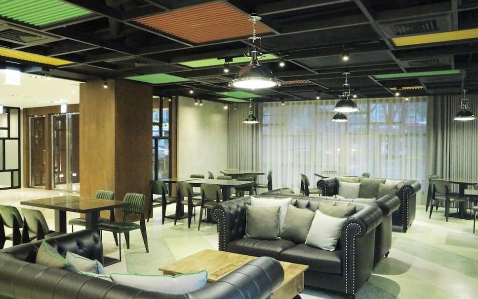 Balai Menunggu Gambar