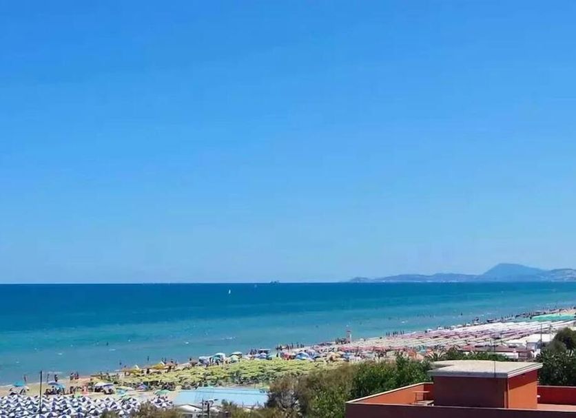 Pantai Gambar