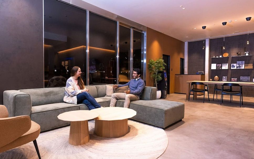 Balai Menunggu Gambar