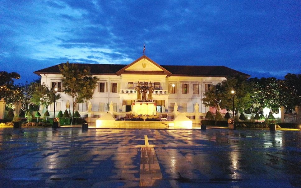 Bangunan Gambar