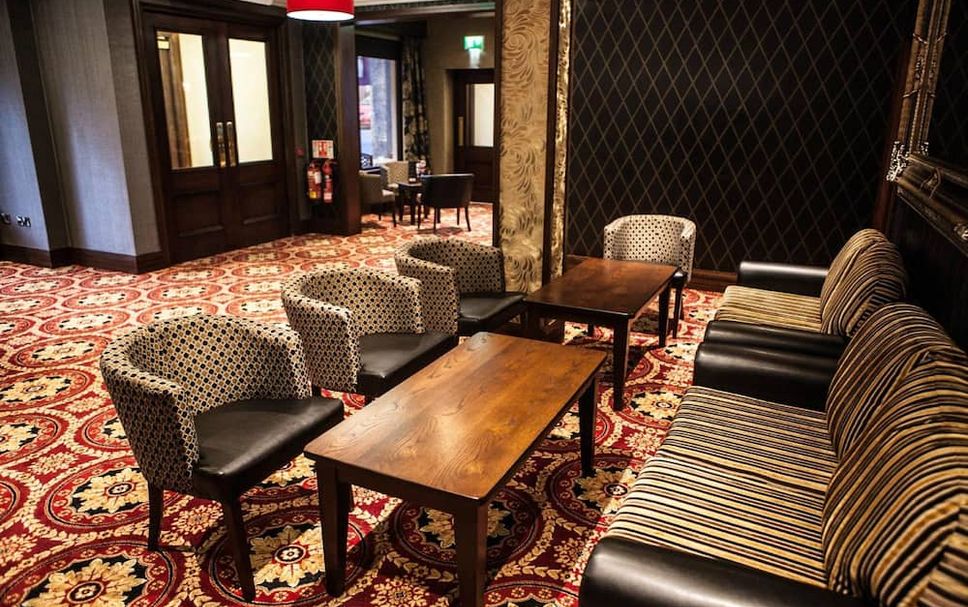 Balai Menunggu Gambar