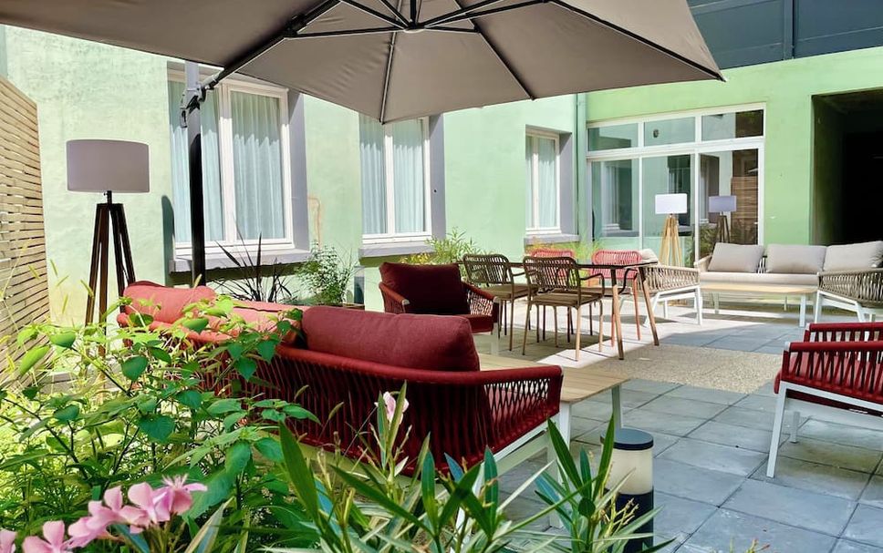 Patio Gambar