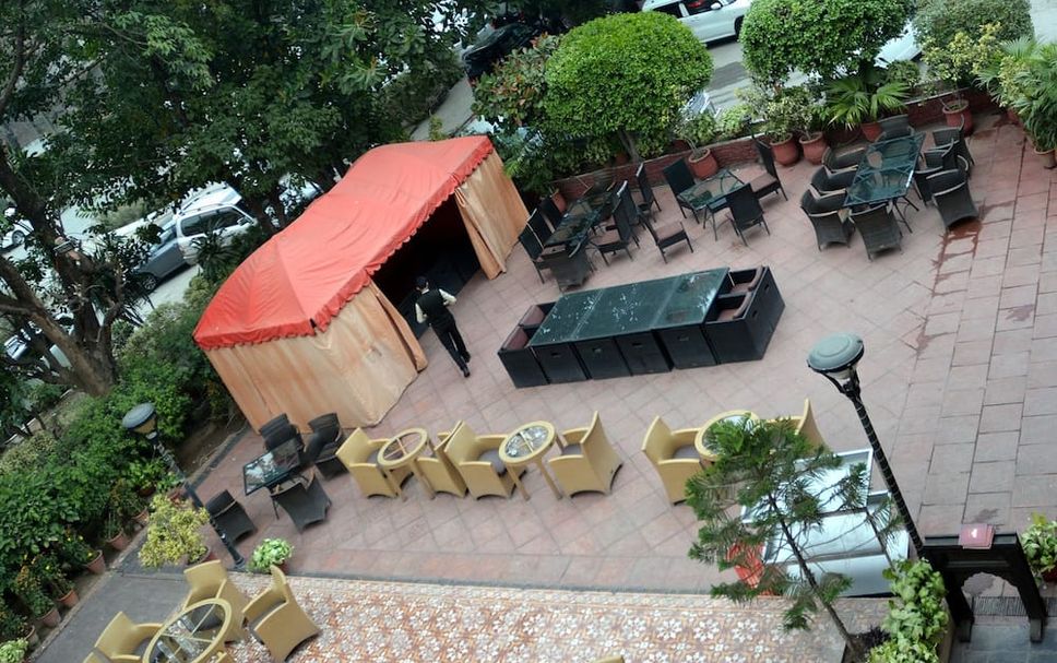 Patio Gambar
