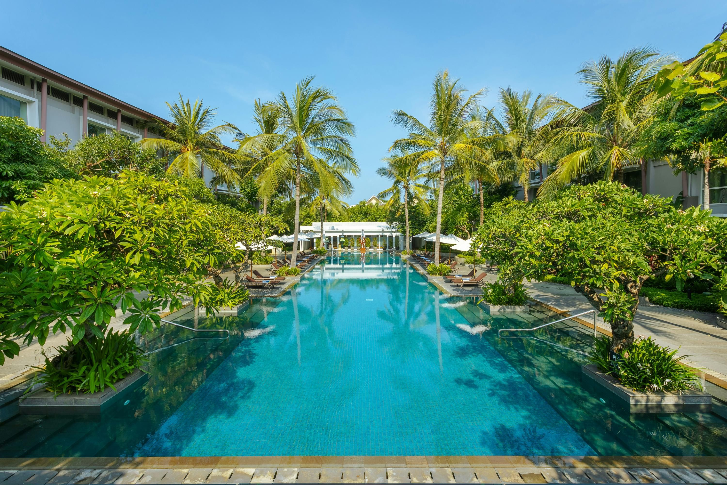 Kolam renang Gambar