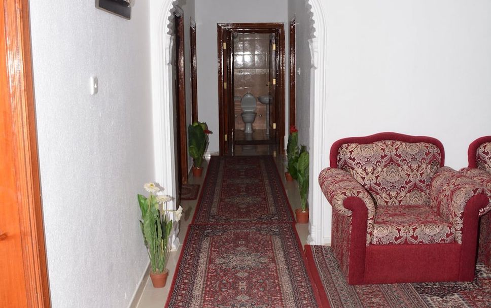 hallway Gambar