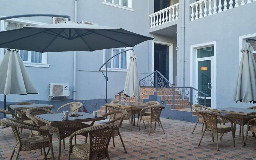 Patio Gambar