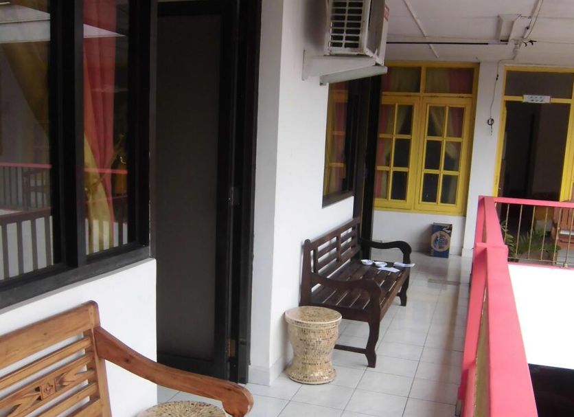 Balkoni Gambar