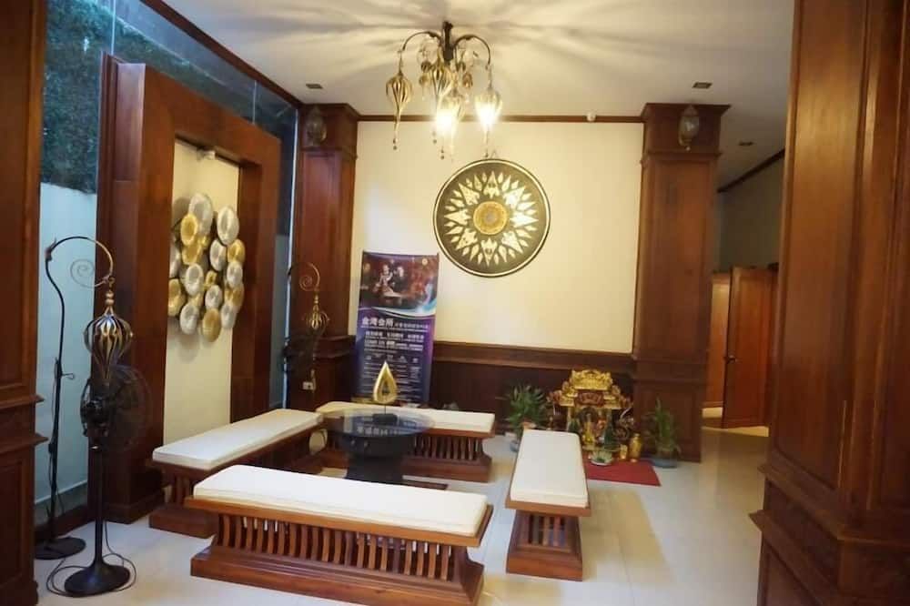 Meja Penyambut Tetamu Gambar