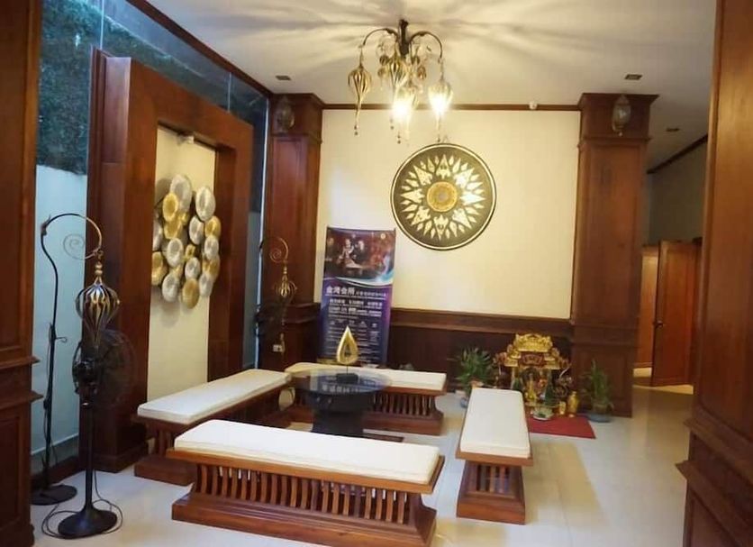 Meja Penyambut Tetamu Gambar