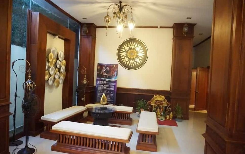 Meja Penyambut Tetamu Gambar