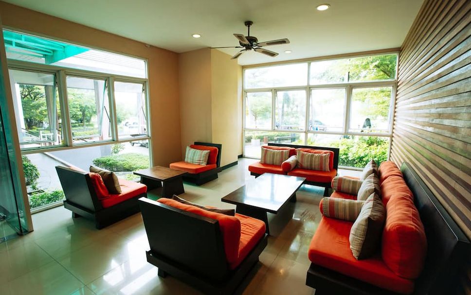 Balai Menunggu Gambar