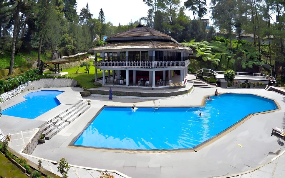 Kolam renang Gambar