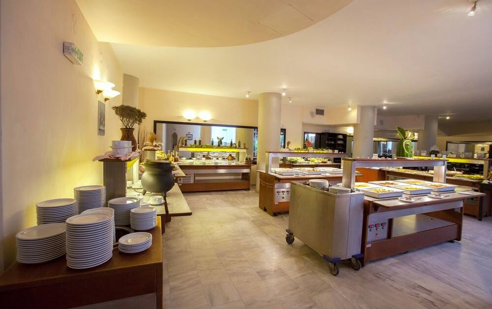 Buffet Gambar