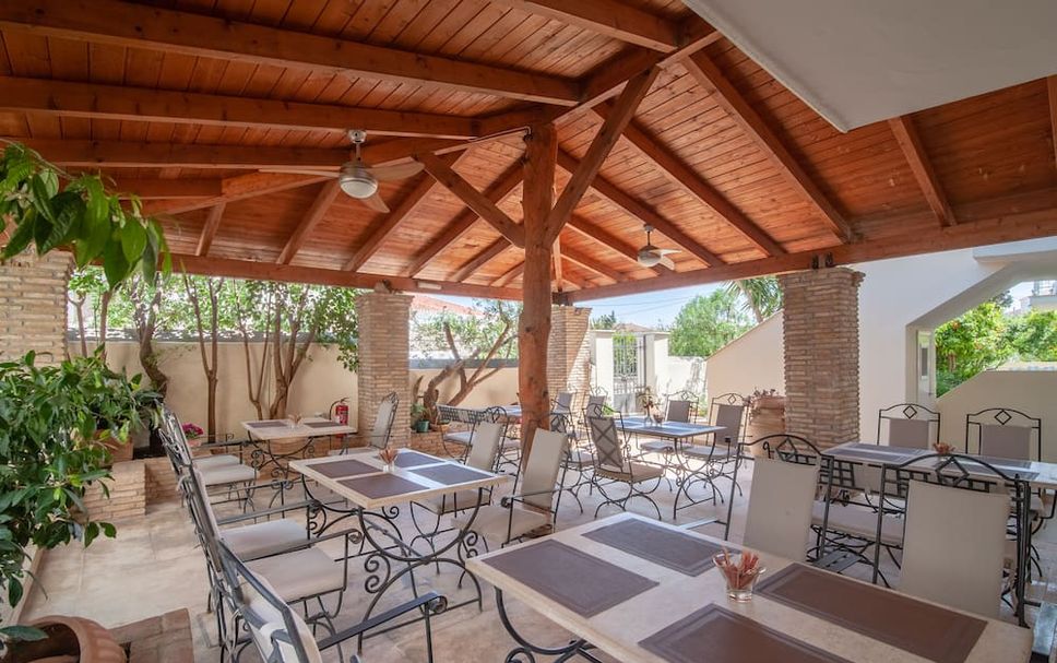 Patio Gambar