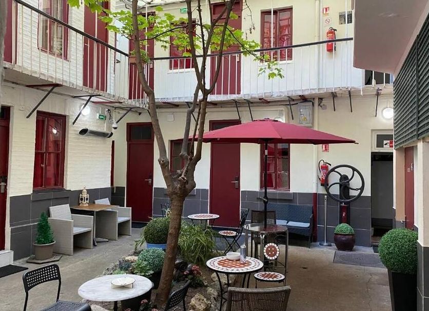 Patio Gambar