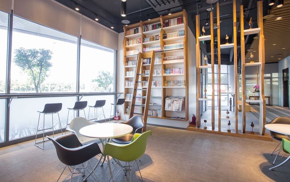 Balai Menunggu Gambar