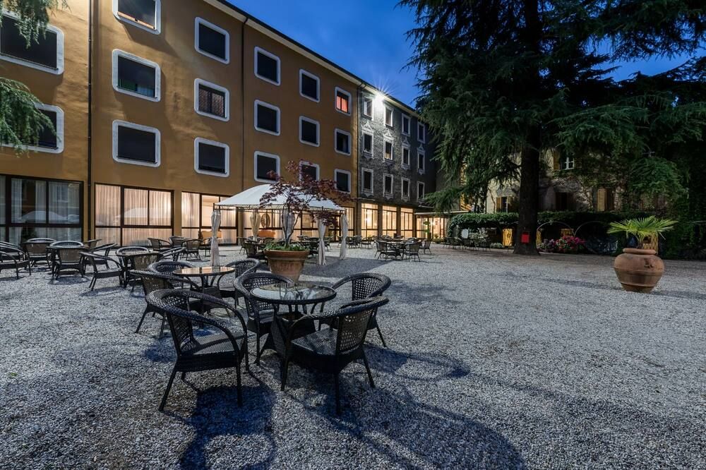 Patio Gambar