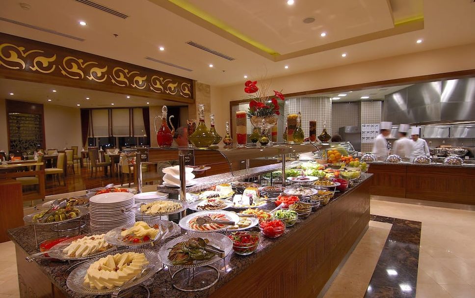Buffet Gambar