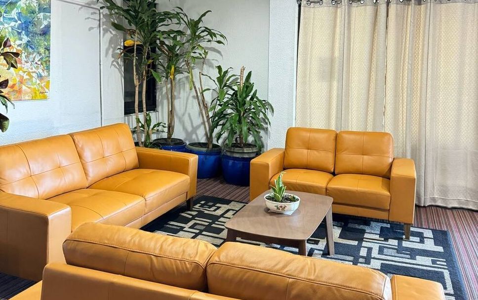 Balai Menunggu Gambar