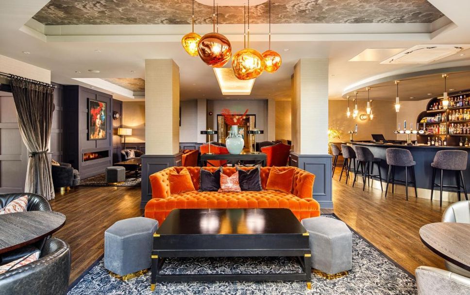 Balai Menunggu Gambar