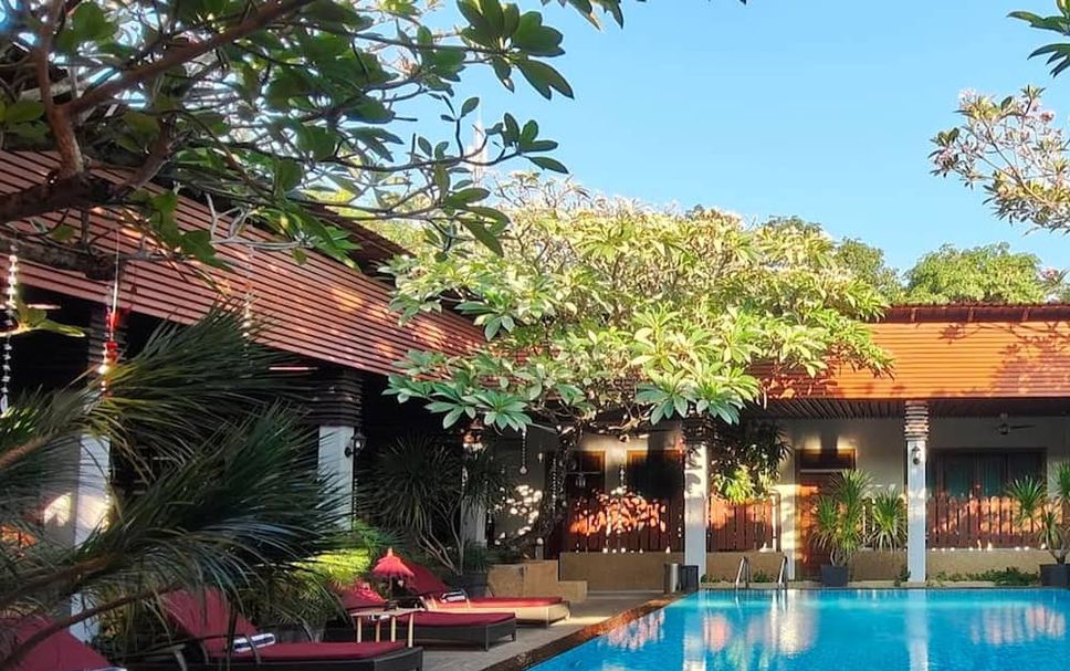 Kolam renang Gambar