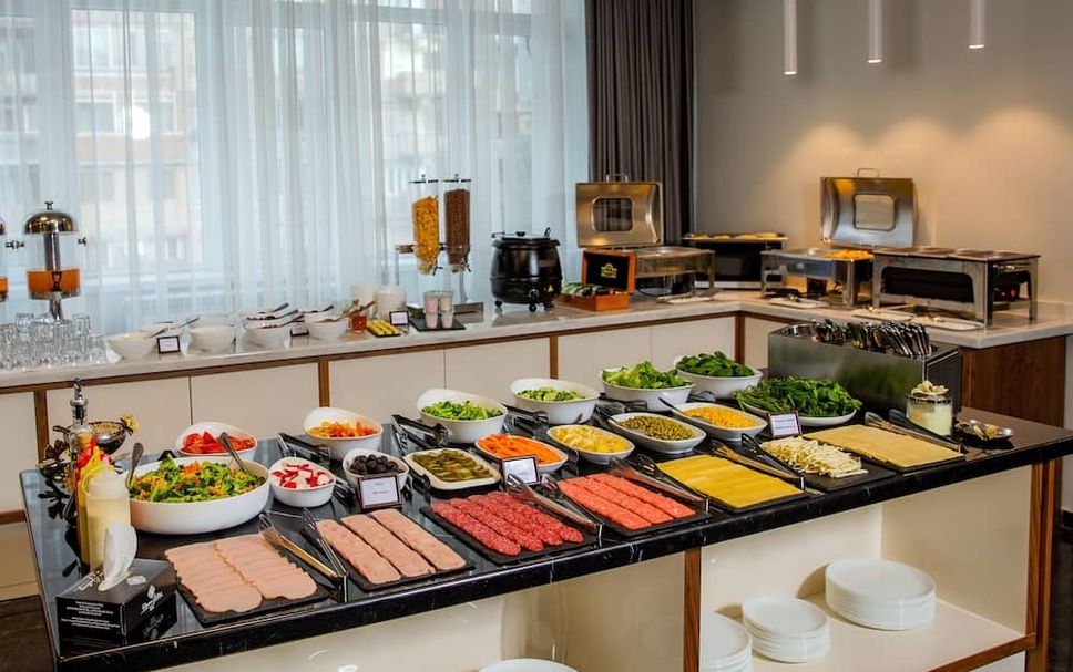 Buffet Gambar