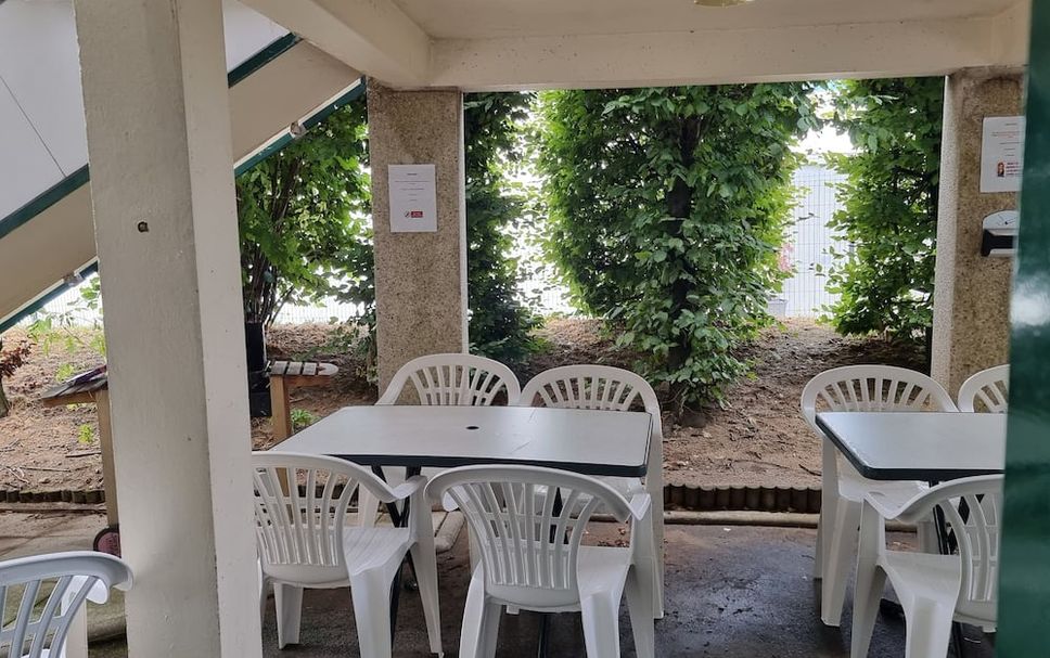 Patio Gambar