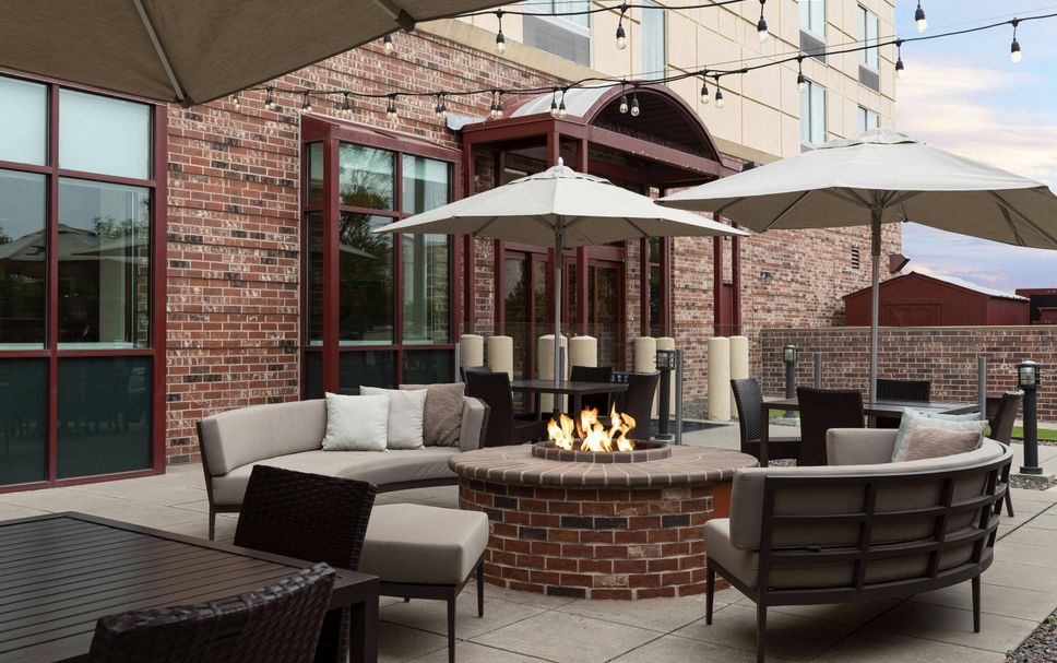 Patio Gambar