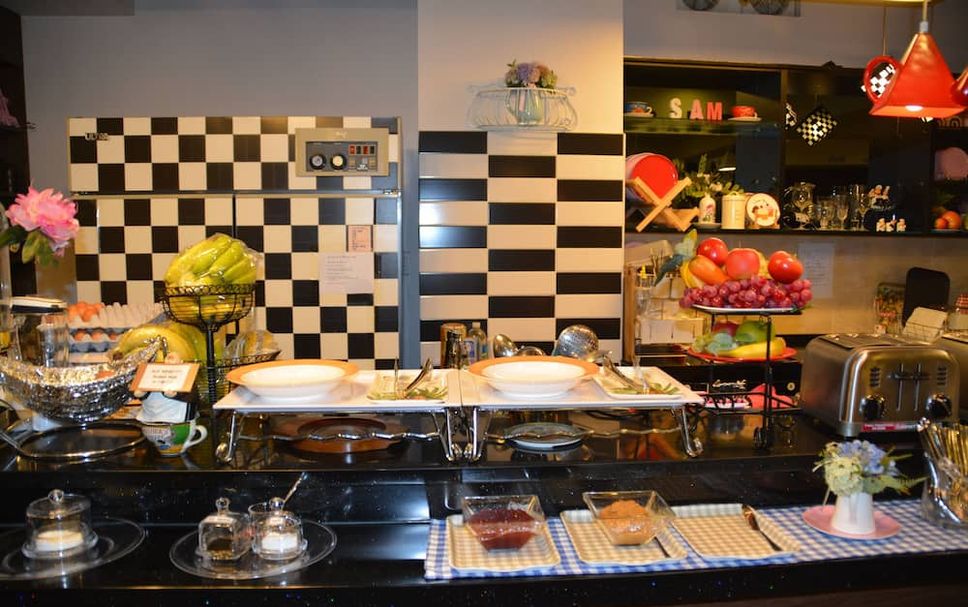 Buffet Gambar