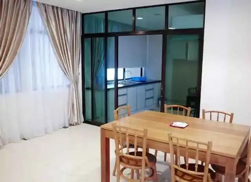 Ruang Makan Gambar