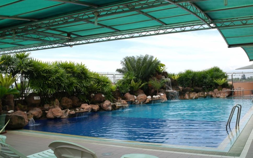 Kolam renang Gambar