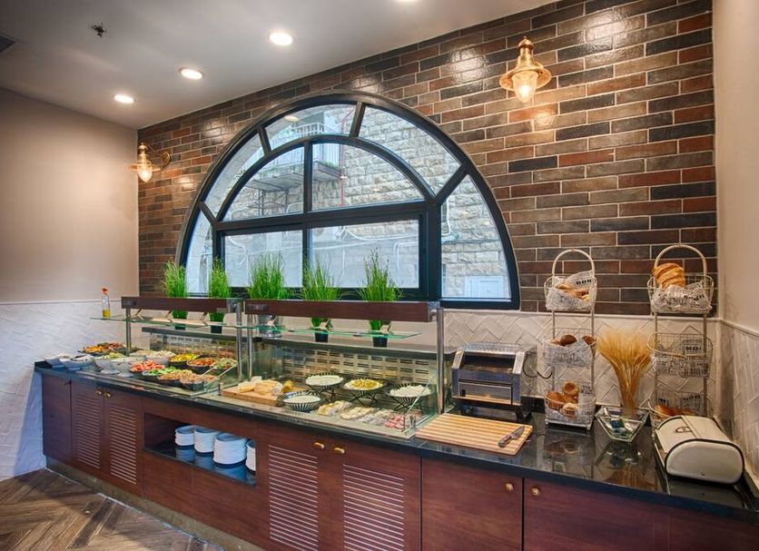 Buffet Gambar