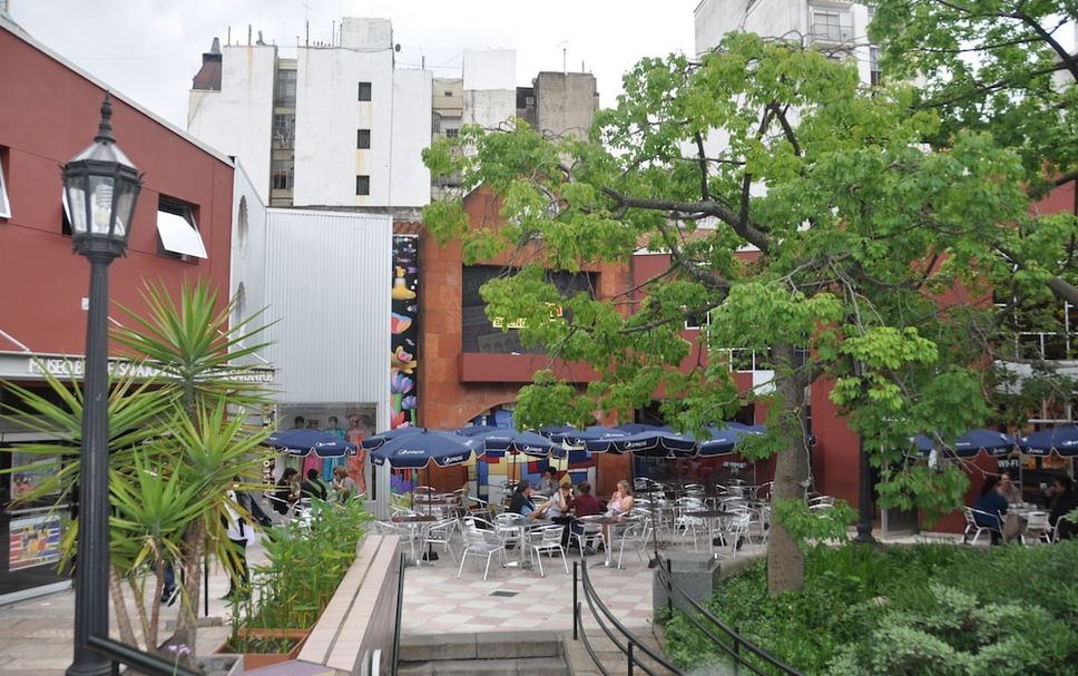 Patio Gambar