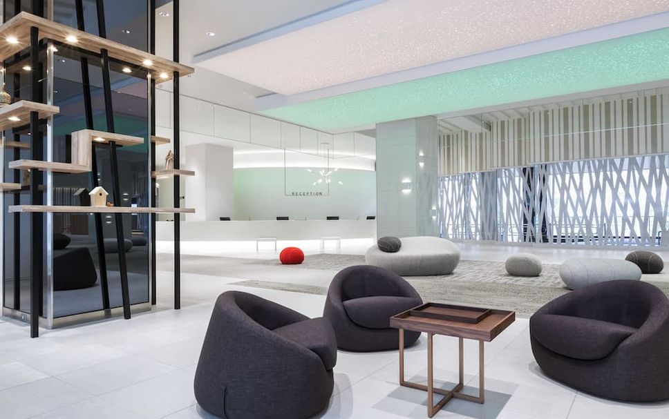 Balai Menunggu Gambar