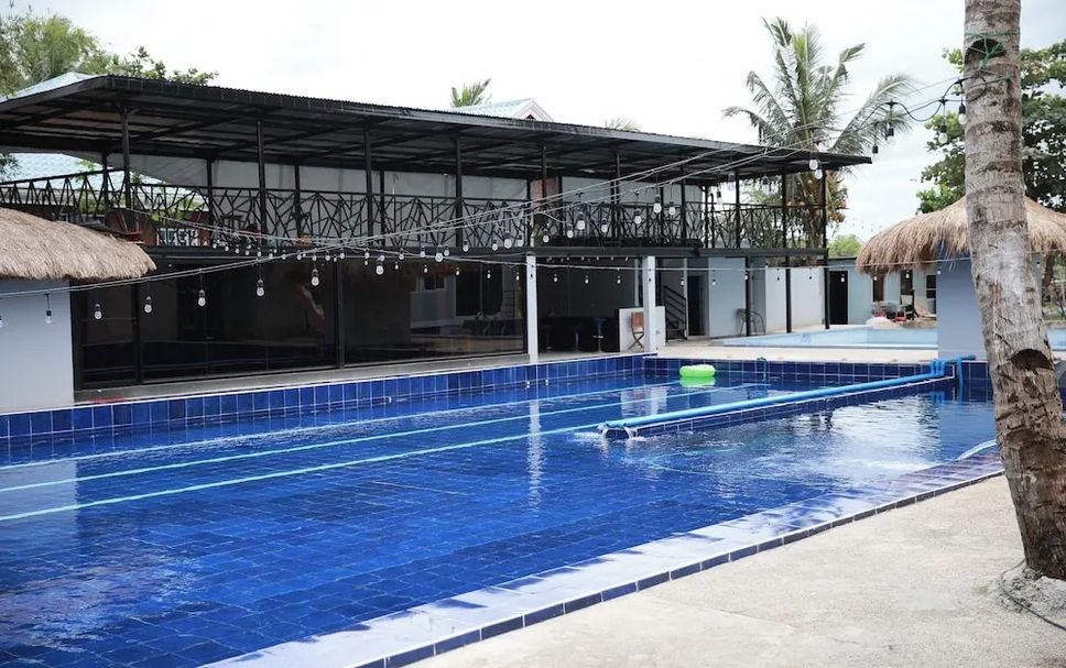 Kolam renang Gambar